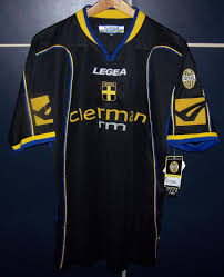 Legea a supporto del #teatro! Hellas Verona F C Tercera Camiseta Camiseta De Futbol 2003 2004