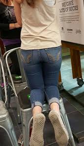 We could not find results for thmyl aflam. Hollister Jean Leggings Drone Fest