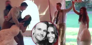 Soon after though, the couple found themselves celebrating. First Footage Of Chelsea Houska Cole Deboer S Wedding Is Here