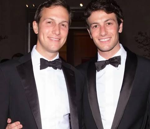 Josh Kushner is now richer than both his older brother Jared and Donald Trump. Last week it was reported that Josh (37) sold a stake in his venture firm, Thrive Capital, making