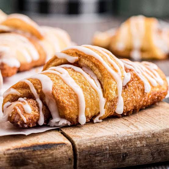 Cinnamon-Swirled Crescent Rolls