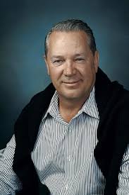 Amazon.it: Winning the Arch Way: The Story of Arch Aluminum & Glass