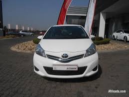I live in a very busy, very congested city, and this car is fantastic for getting around town. 2014 Toyota Yaris 1 3 Xs 5dr White Cars For Sale In Boksburg Gauteng Africada Com Mobile 41084