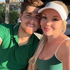 We are wanting to relocate around this time next year. Mom, dad, & 4 kids  (6,8,16,18). Looking for something near Destin/Panama. Maybe a 45 minute  ride to the beaches, but what towns