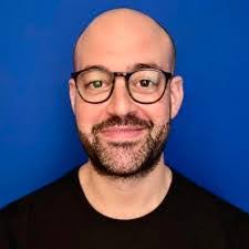 Andrea Davy's Instagram, Twitter & Facebook