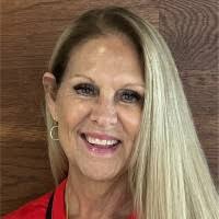 Melanie Henson's Instagram, Twitter & Facebook