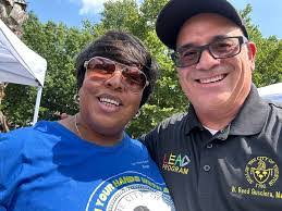 Dee Staton's Instagram, Twitter & Facebook