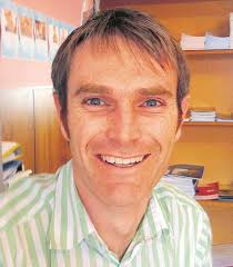 POSITIVE PEOPLE'S LIVES ARE AT RISK AGAIN WORLD HEALTH ORGANISATION  RECOMMENDS HIV+ PEOPLE START MEDICATION EARLIER