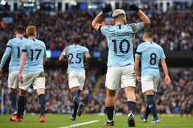 El equipo dirigido por pep guardiola buscará seguir la estela del liverpool que ganó en la jornada del sábado y seguir distanciado del el chelsea necesita ganar para no perder la cuarta plaza que ahora se disputa con el manchester united, que viene subiendo como la espuma desde. Manchester City 6 0 Chelsea Aguero Silva And Sterling Shine As Hosts Enjoy Rout Mo And Sports