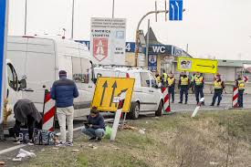 Coronavirus Hungary To Allow Transit Of Romanian Bulgarian Nationals Tuesday Night Hungary Today