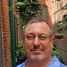 A fresh new dating experience is coming out of St. LOUIS The Dining  Connection, a locally produced series, is shaking up how singles meet in  the city. Co-produced by Marcus Anthony, this