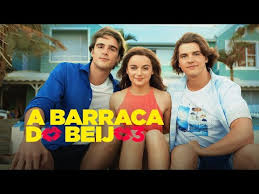 Elle vai para a faculdade e precisa tomar uma decisão muito difícil: A Barraca Do Beijo 3 Dublado Brasil Hd Youtube