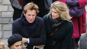 Laurent delahousse, né le à croix (nord), est un journaliste, animateur, producteur et réalisateur de télévision français. Photo Laurent Delahousse Et Alice Taglioni Leur Fille Est Deja Une Enfant De La Balle Gala