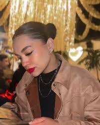 Nataly Herrera's Instagram, Twitter & Facebook