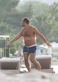 Check spelling or type a new query. Paparazzi Antwnhs Kanakhs Apolambanei Tis Boyties Toy Sth Xalkidikh Fthis Gr