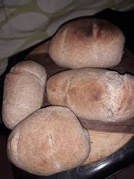 Pan Casero Con Harina Integral Receta De Ayelen Moris Receta En 2020 Pan Casero Recetas De Comida Receta Pan Integral