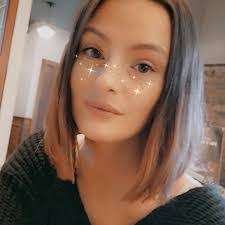 Leigh Sawyer's Instagram, Twitter & Facebook