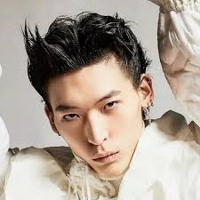 With so many great hairstyles out there to choose from, sometimes it can feel hard to pick just one. 30 Sophisticated Medium Hairstyles For Teenage Guys 2021