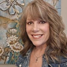 Ramona Wells's Instagram, Twitter & Facebook