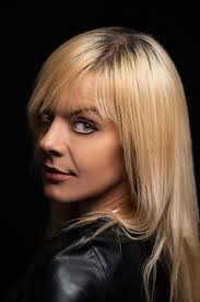 Hi everyone, Hope you're all good guys! I'm looking for some models  available this week for a TFP shoots, in order to improve my portfolio. It  will be in my home studio