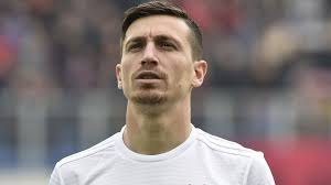 Mert hakan yandaş, tek hayalinin ve tek hedefinin fenerbahçe ile şampiyonluk yaşamak olduğunu söyledi. Galatasaray La Anlasmisti Ama Mert Hakan Yandas In Transferi Kura Takildi Aspor