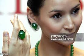 334 Amanda Kong Stock Photos, High-Res Pictures, and Images