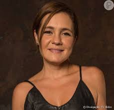 Daughter of regina esteves agostinho and paulo felipe agostinho, adriana began her career as a model and. Corpo De Adriana Esteves De Biquini Rouba A Cena No Aniversario De 50 Anos Da Atriz Veja Foto Purepeople