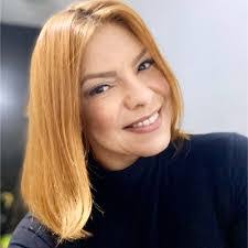 Karla Dangelo's Instagram, Twitter & Facebook