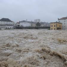 Maybe you would like to learn more about one of these? Hochwasser Scheitel In Der Wachau Erwartet