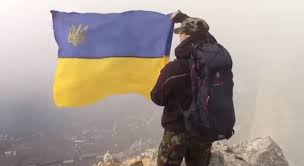 Gratis for kommersiell bruk ingen attribusjon kreves ingen opphavsrett. Ukraine Flag Unfolded In Mountains In Russian Occupied Crimea In Support Of Ukrainian Sailors Video Unian
