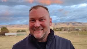 Gary Dunfee's Instagram, Twitter & Facebook