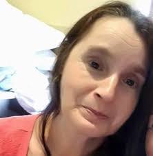 Lori Thornhill's Instagram, Twitter & Facebook