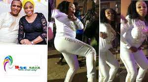 Yoruba gospel singer, tope alabi, during the week threw a surprise birthday party for her husband, soji alabi. Tope Alabi S Husband Reacts To Her Viral Soapy And Zanku Dance Video Bsc Naija