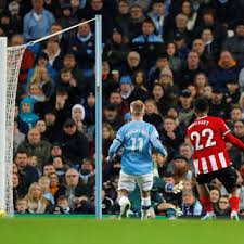 Манчестер сити обыграл челтенхэм таун в 1/16 финала кубка англии. Vozvrashenie V Startovyj Sostav Ukrainca Pomoglo Manchester Siti Vyigrat Anglijskij Futbol Sport Lenta Ru