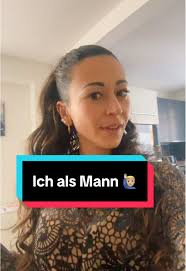 Sandra Schwittau Bart