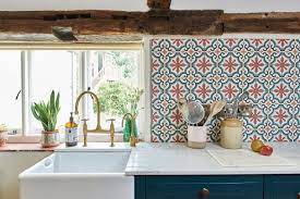 Dec 28, 2020 · hardware and metal finishes continue to push the envelope—think brass, nickel, and matte black. 27 Kitchen Backsplash Ideas For A Quick Colorful Update Real Homes