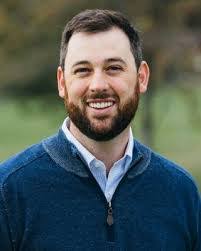 Austin Seeley's Instagram, Twitter & Facebook