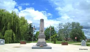 Checy Monument Aux Morts En 2020 Monument Aux Morts Monuments Monument