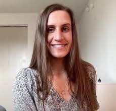 Erin Holcomb's Instagram, Twitter & Facebook