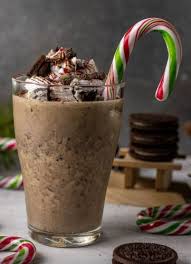 Minz Schoko Milchshake Lecker Durch Die Feiertage Dailyvegan Rezept Milchshake Lecker Schoko