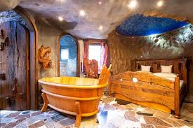 Ausgefallene themenzimmer und hausbrauerei badisch. Hohlensuite Aaaa Hotelwelt