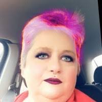 Robin Ogle's Instagram, Twitter & Facebook