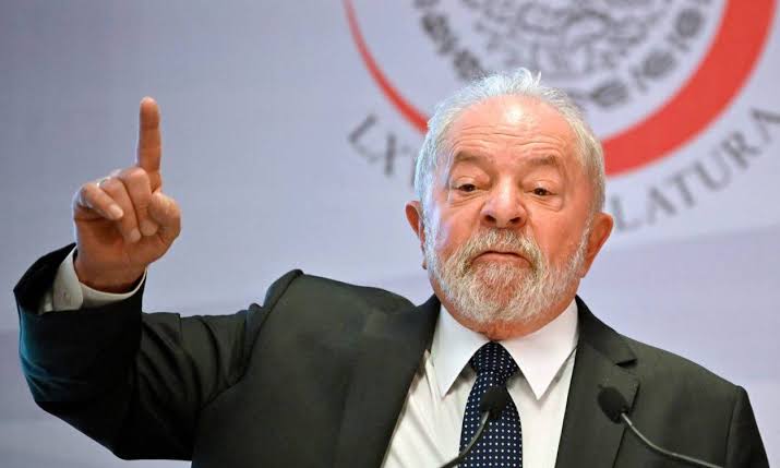 LULA DA SILVA É O NOVO PRESIDENTE DO BRASIL