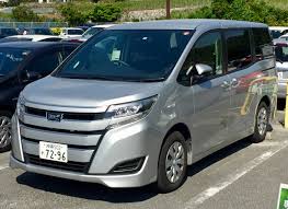 toyota noah wikipedia