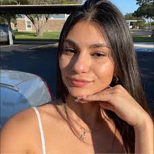 Is Strawberry Quiltcake in Euharlee, Georgia a real shop?