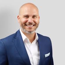 Our move from Bermuda to Australia went smooth(ish) and today was my first  working day in Sydney and truly excited for what lies ahead. If anyone is  in town and wants to