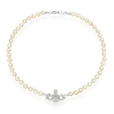 Vivienne westwood gold pearl orb necklace pendant rhinestone chain charm mint. Vivienne Westwood Diamonte Orb Pearl Necklace From Beaverbrooks On 21 Buttons