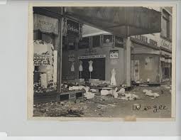 WEEGEE FAMOUS PHOTOGRAPHER HARLEM RIOTS NYC ARTHUR FELLIG 1943 | eBay