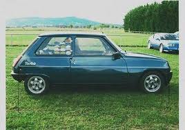 Image result for Bleu Navy 1982 Renault