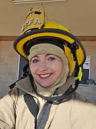 Susan Petrich's Instagram, Twitter & Facebook